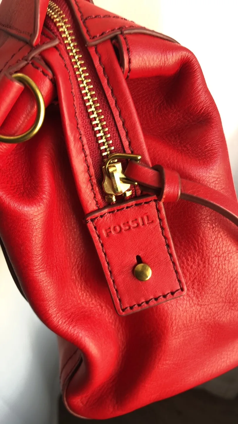 Fossil Red Leather Handbag image indicator(3)