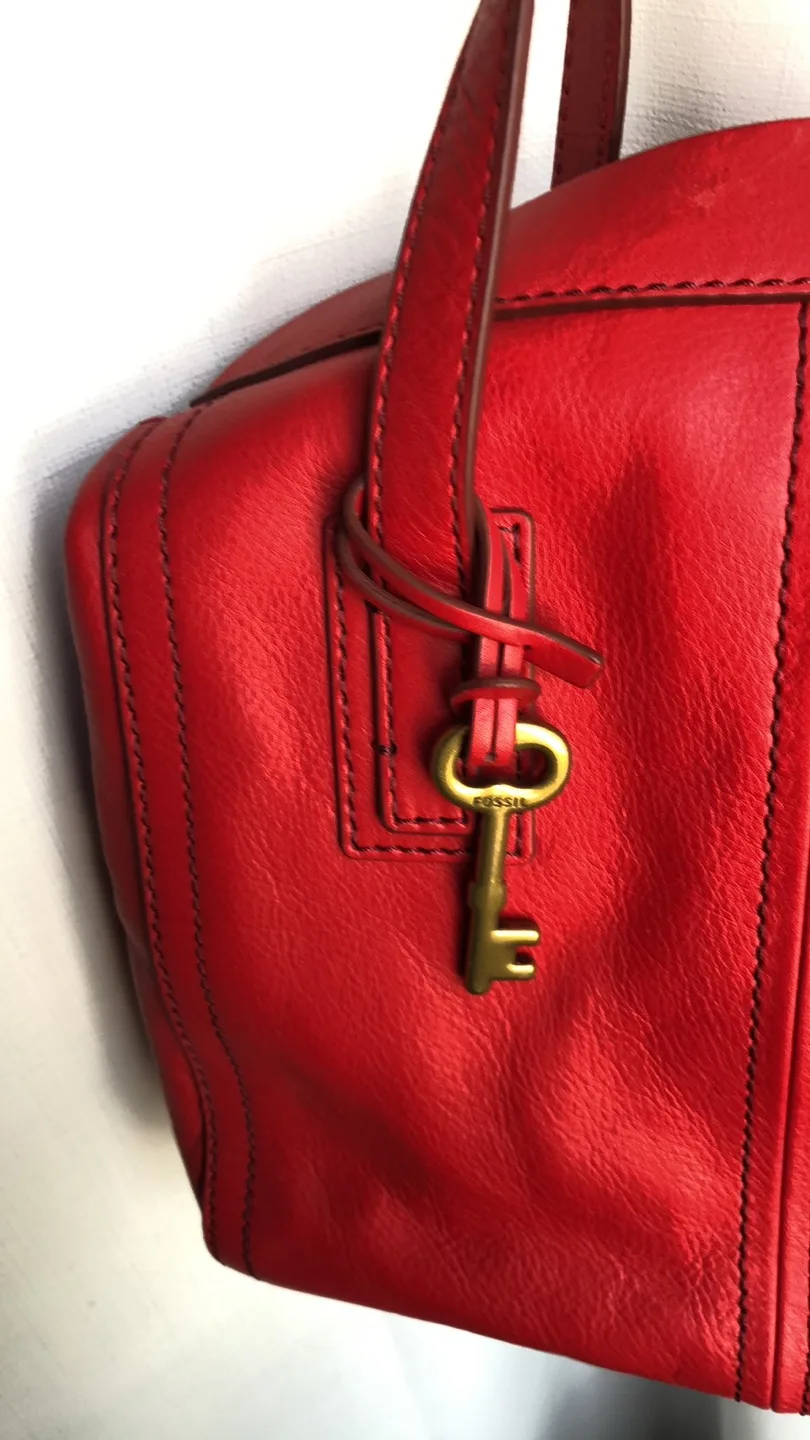 Fossil Red Leather Handbag image indicator(2)