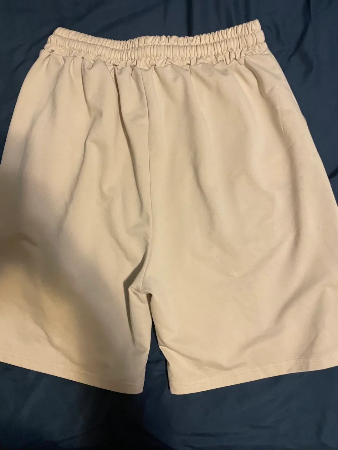 Beige Los Angeles Shorts image indicator(3)