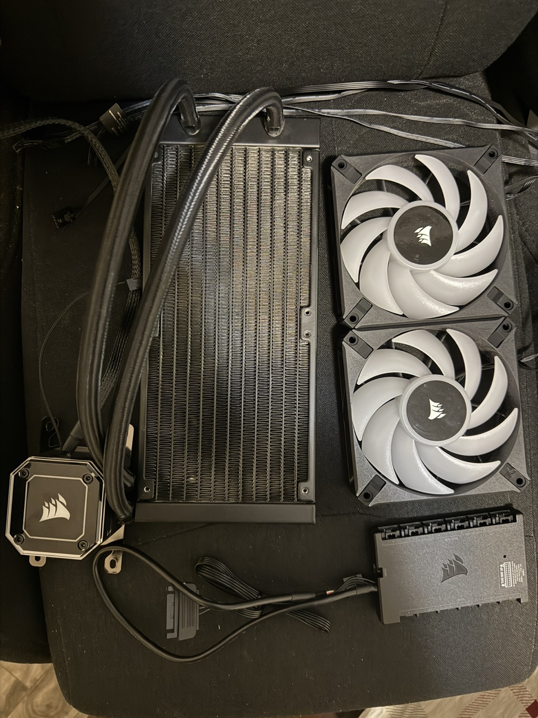 Corsair iCUE H100i Elite Capellix XT Liquid CPU Cooler - photo 4