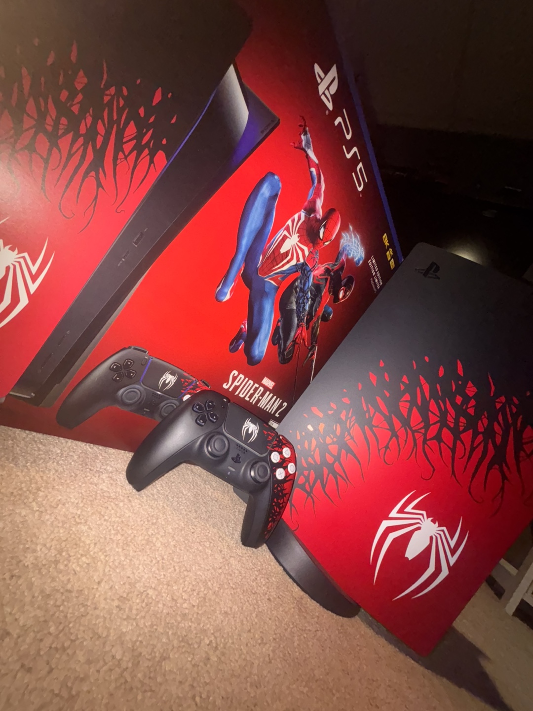 PS5 Spider-Man 2 Limited Edition Console Bundle - photo 3
