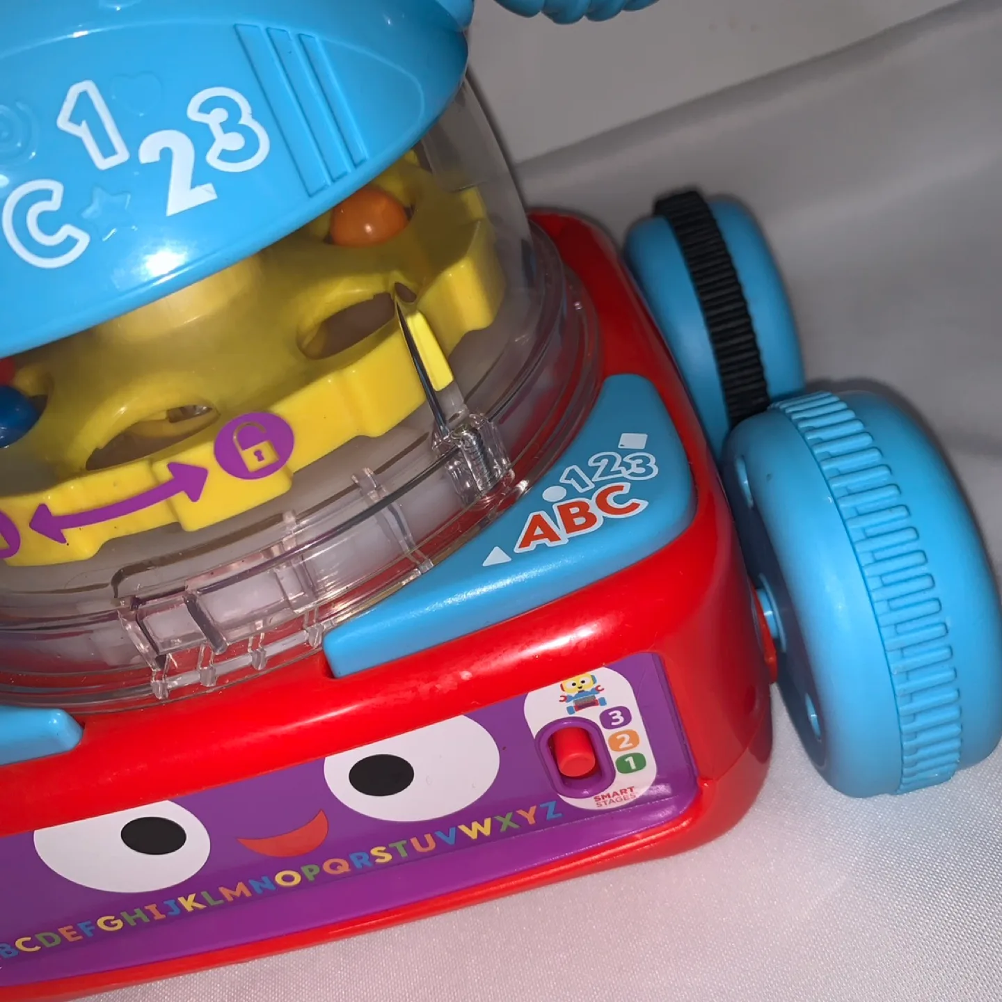VTech Roll and Learn Robot image indicator(5)