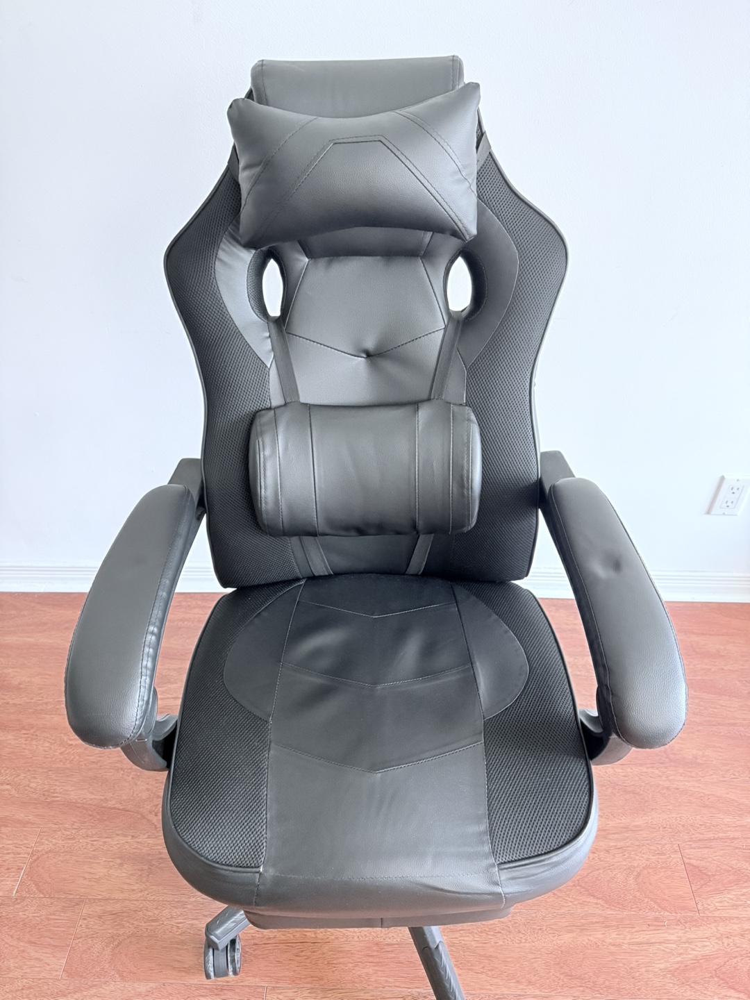 Gaming Chair with Footrest - Black Leather-like