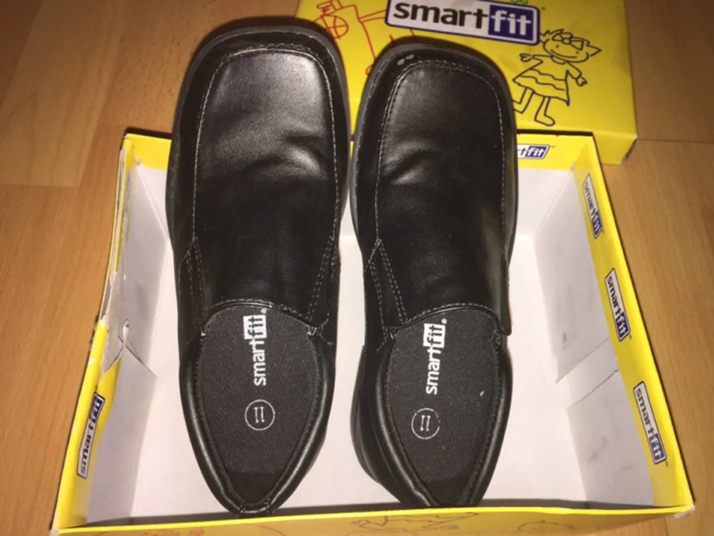 Smartfit Boys' Slip On School Shoes - Size 11 image indicator(3)