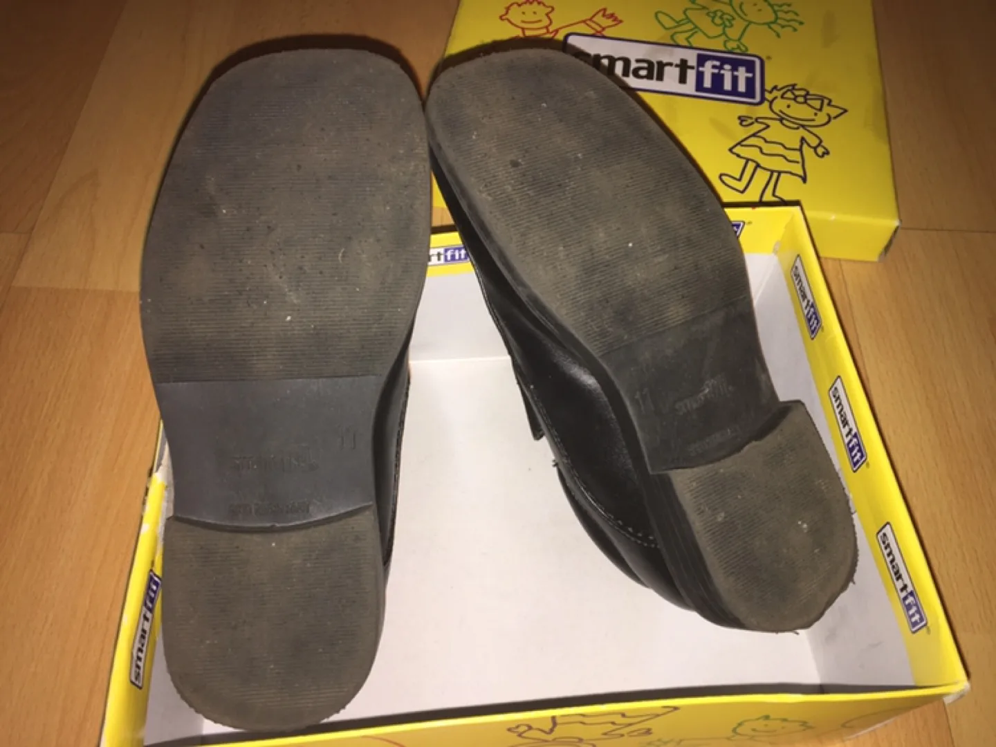 Smartfit Boys' Slip On School Shoes - Size 11 image indicator(4)