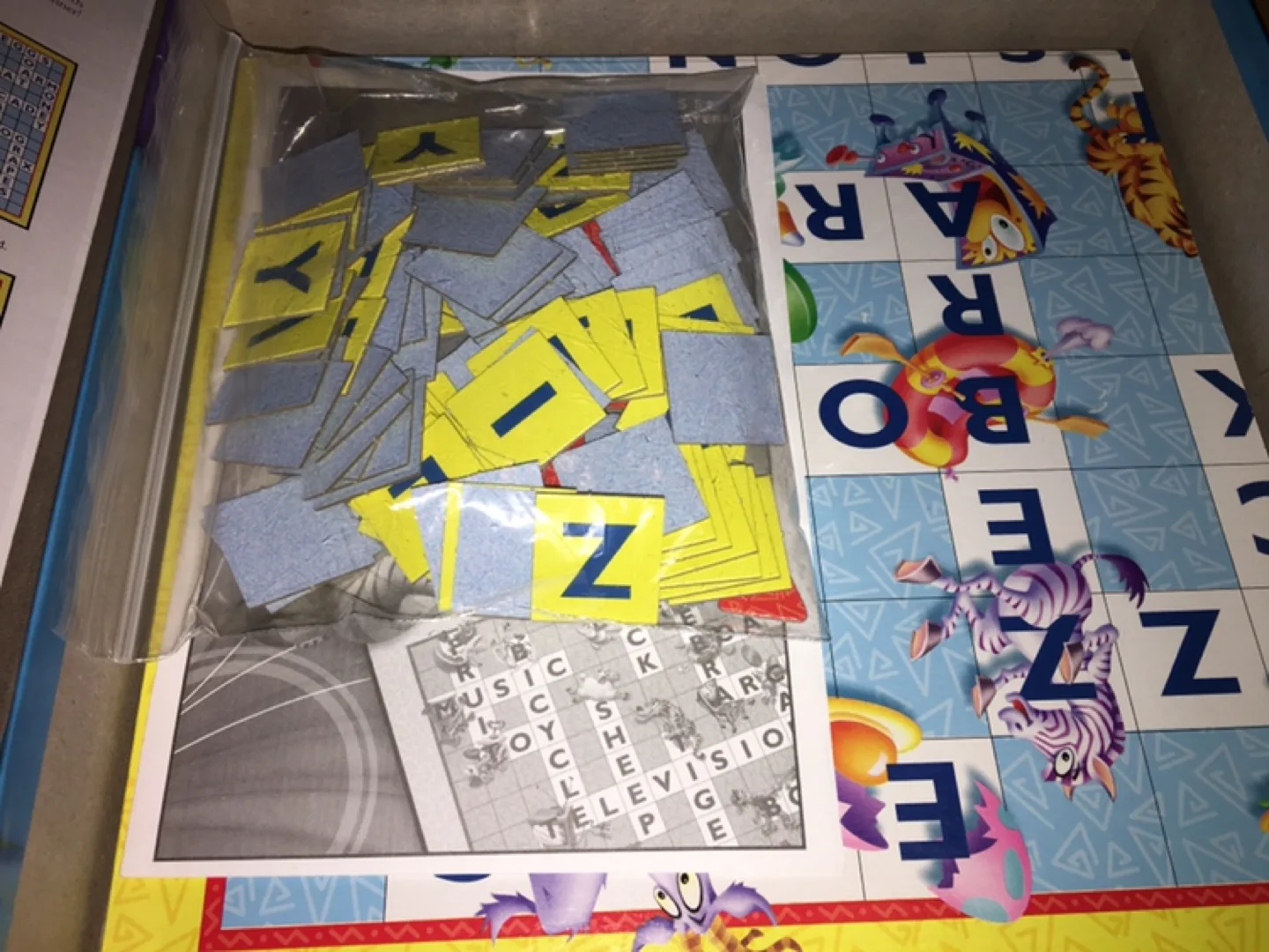 Scrabble Junior Crossword Game image indicator(3)