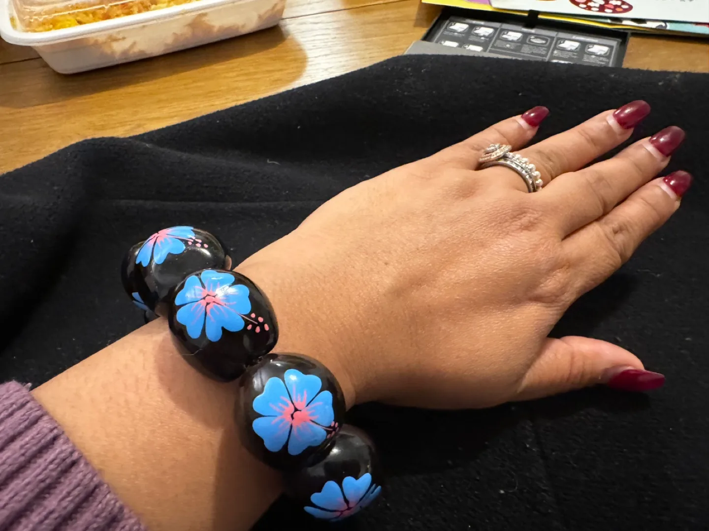 Hand-painted Hibiscus Flower Bracelet 💚 image indicator(6)
