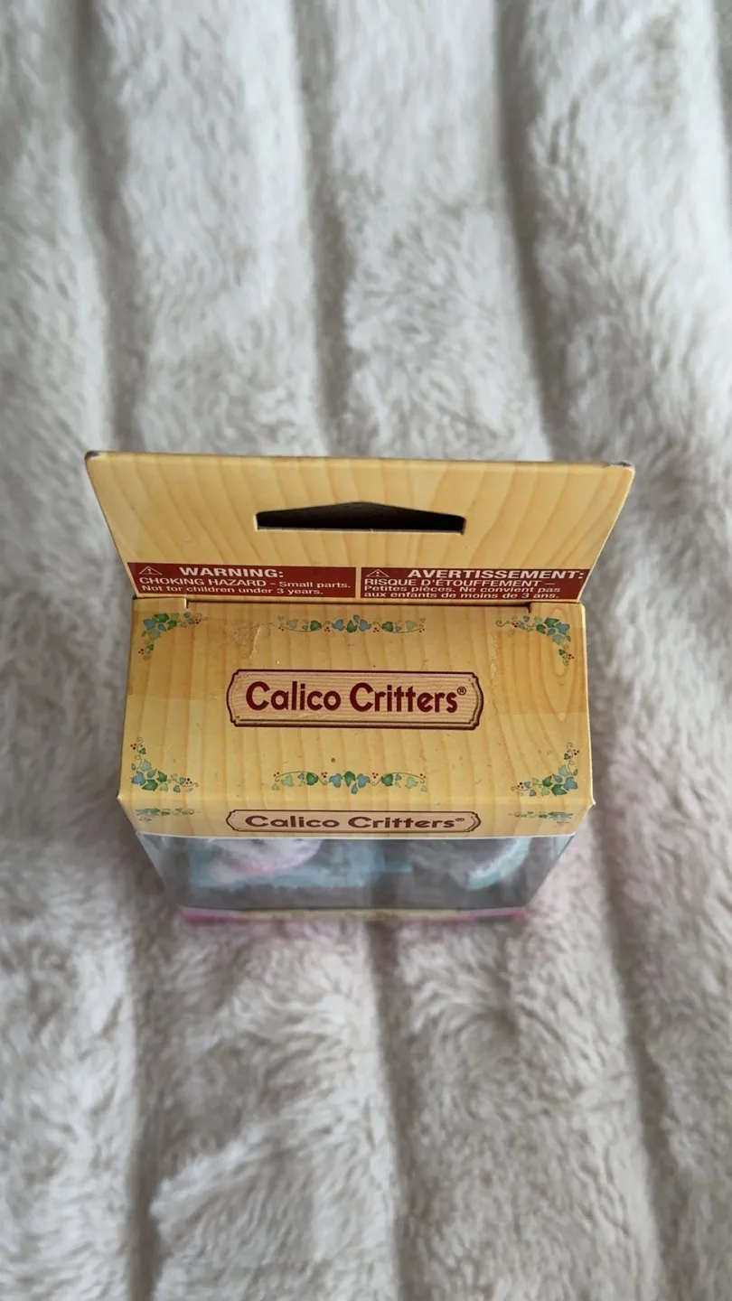 Calico Critters Persian Cat Twins BNIB image indicator(3)