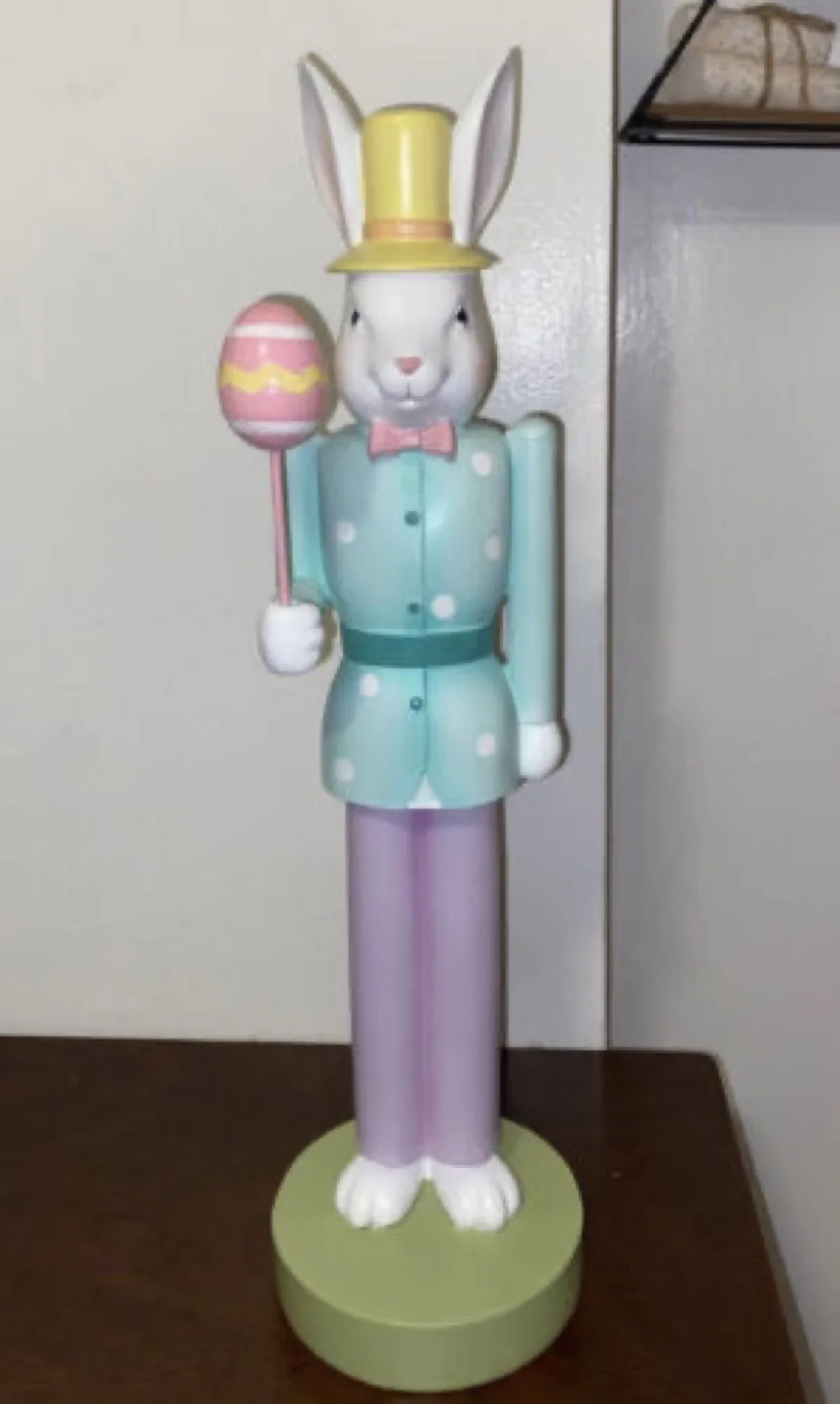 Adorable Easter Bunny Nutcracker Figurine image indicator(5)