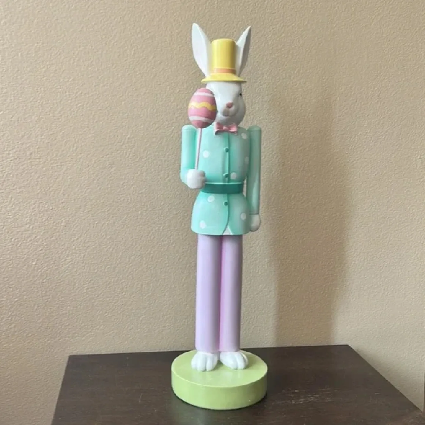 Adorable Easter Bunny Nutcracker Figurine image indicator(6)