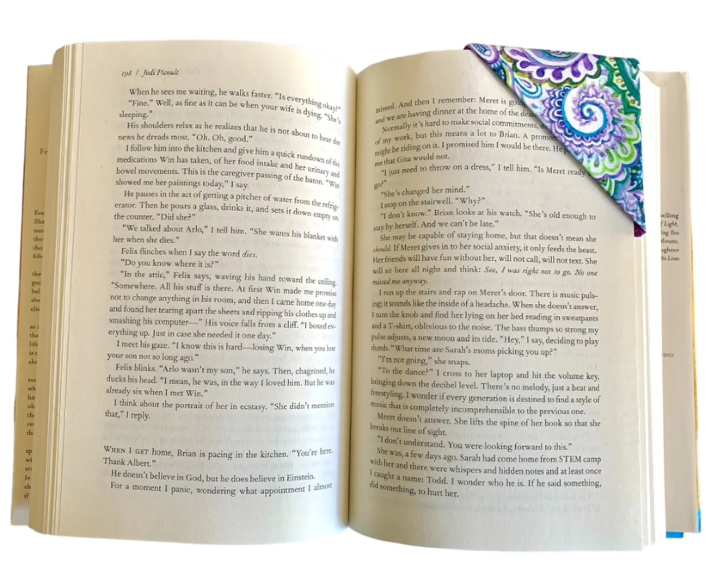 Handmade Fabric Corner Bookmarks image indicator(2)
