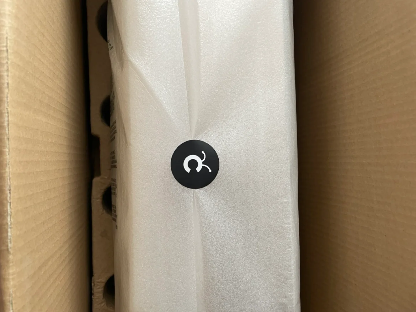 BNIB Cricut Maker - Champagne image indicator(5)