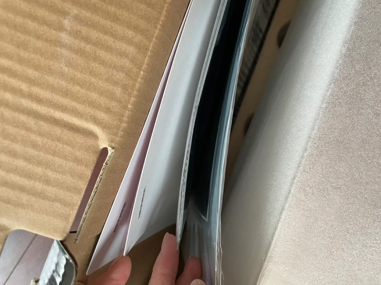 BNIB Cricut Maker - Champagne image indicator(9)