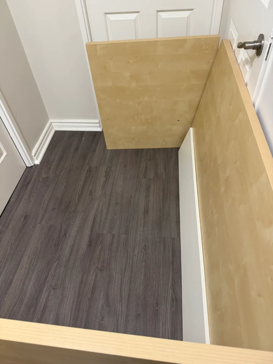 💚 IKEA Mikael desk + hutch discontinued image indicator(2)