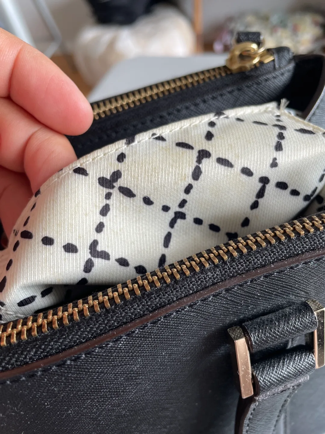 Kate Spade New York Black Handbag image indicator(4)