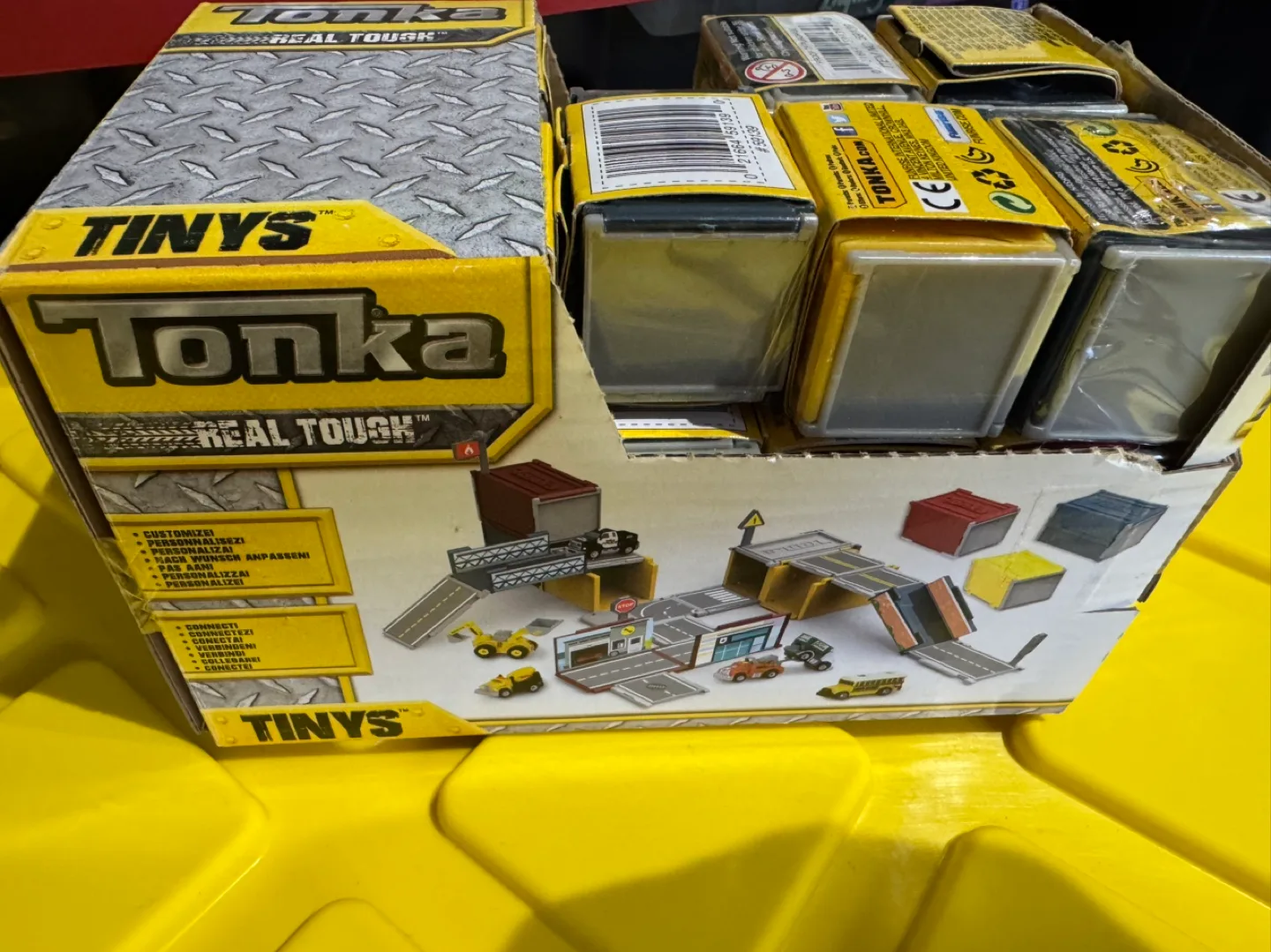 TONKA TINYS MYSTREY BOX NEW image indicator(5)