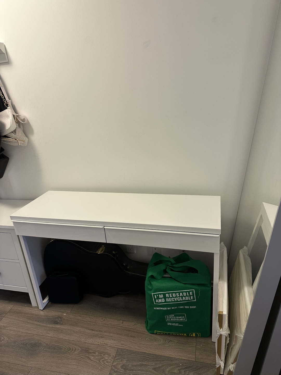IKEA besta burs desk table