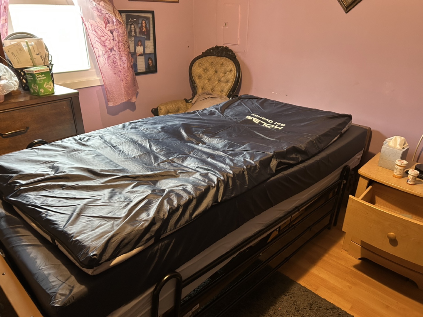 Hospital Bed Overlay and Mattress