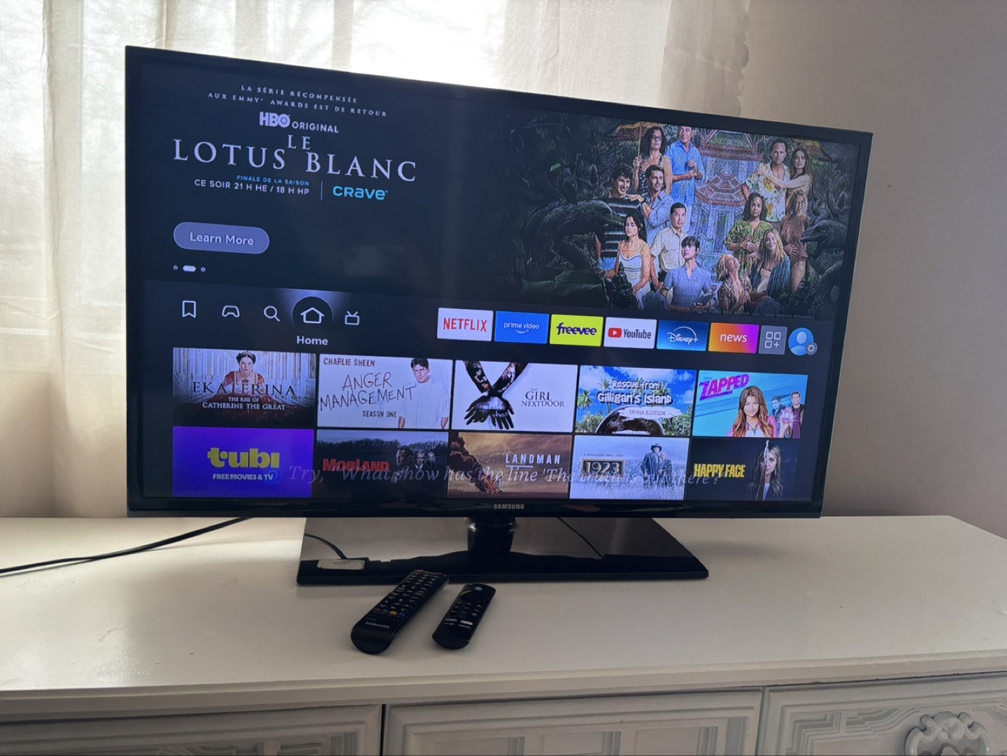 Samsung  TV with Remote