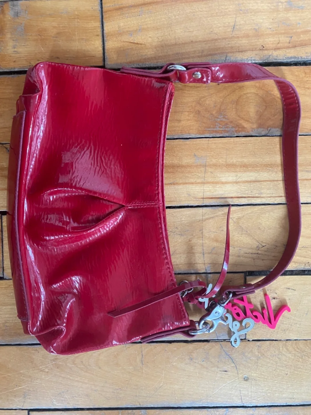 Red Victoria's Secret Shoulder Bag💚 image indicator(2)