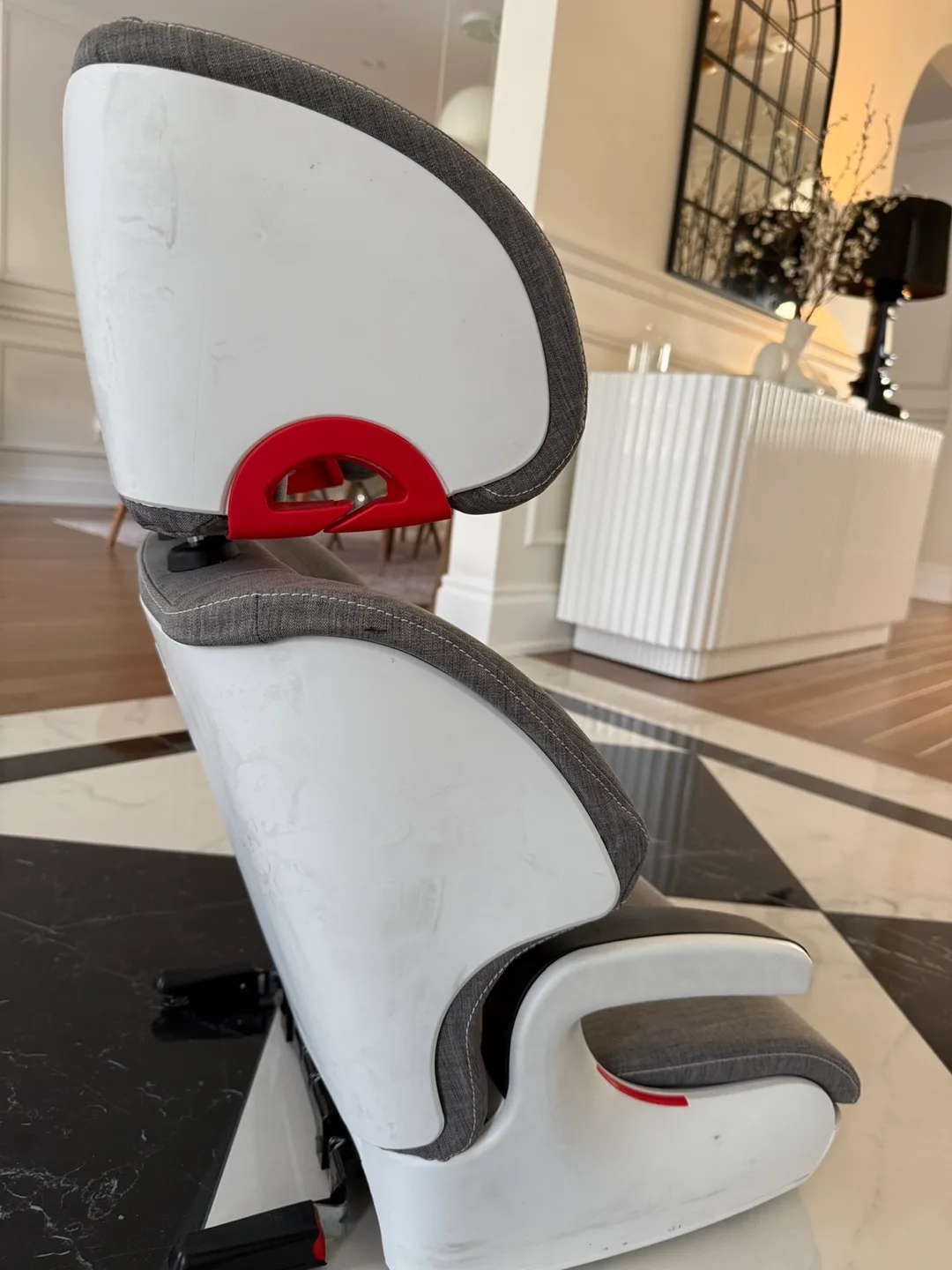 Clek Oobr Booster Car Seat - Grey image indicator(2)