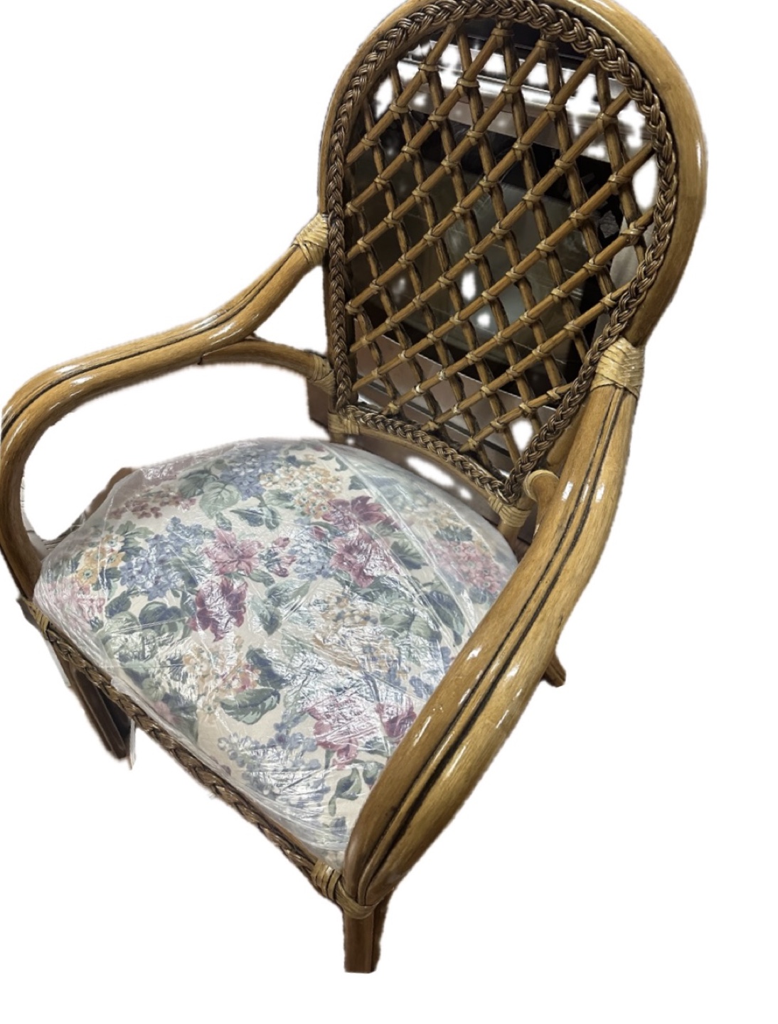 Rattan Dining Set - 4 Chairs & Glass Top Table - photo 3