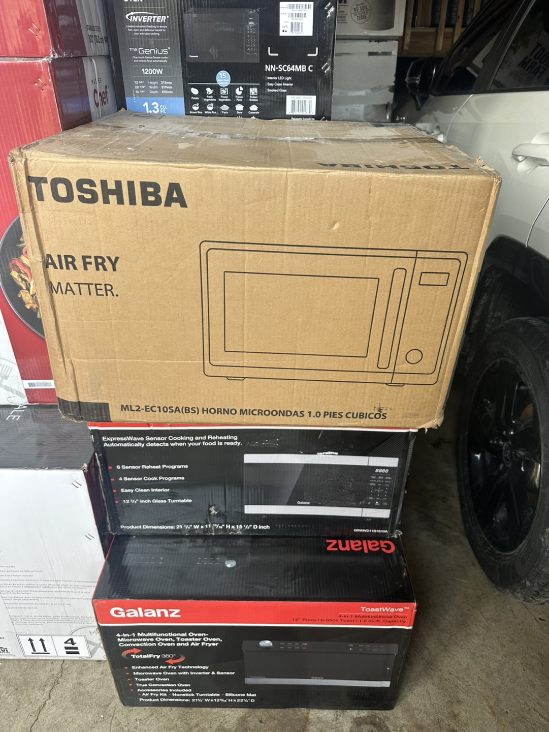 New Toshiba 1.0 cu ft Air Fry Microwave - photo 4