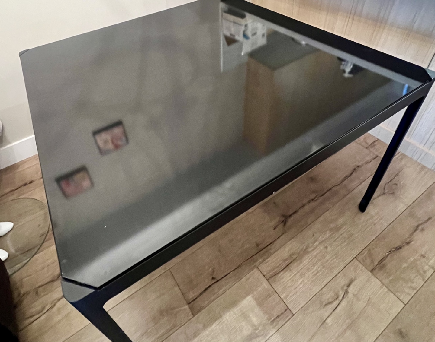 Dinning table glass ( excellent condition) -FREE - photo 4