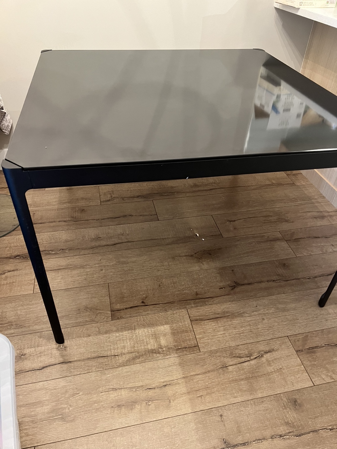 Dinning table glass ( excellent condition) -FREE - photo 2