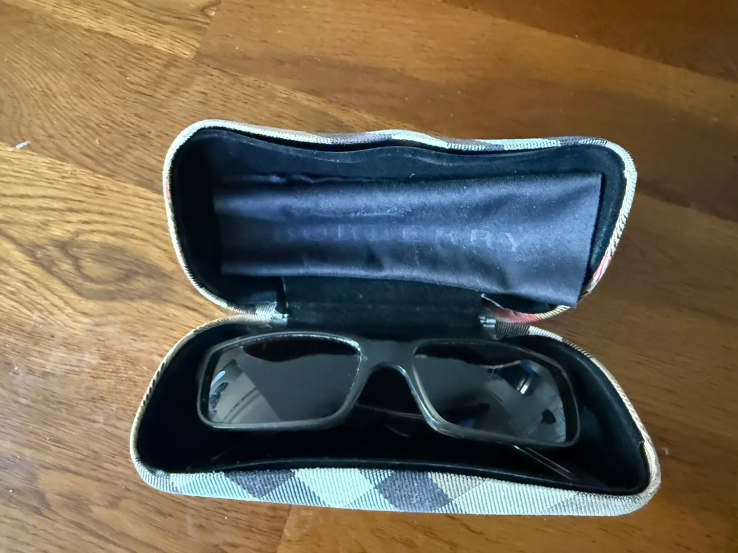 Burberry Sunglasses with Case image indicator(2)