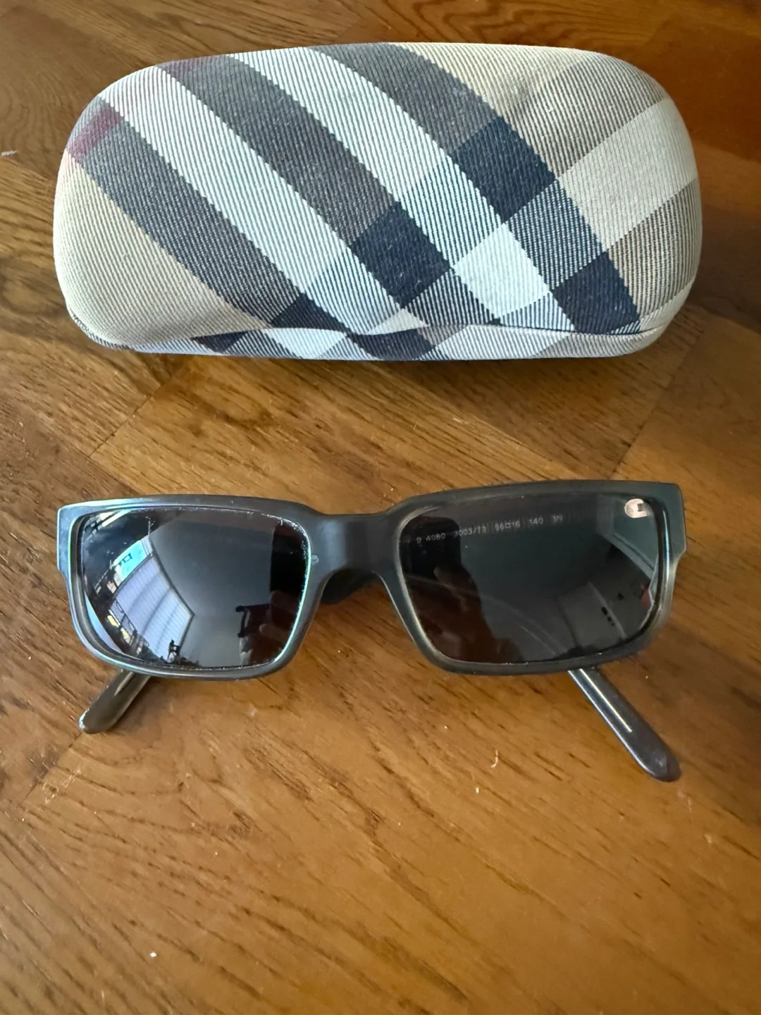 Burberry Sunglasses with Case image indicator(4)