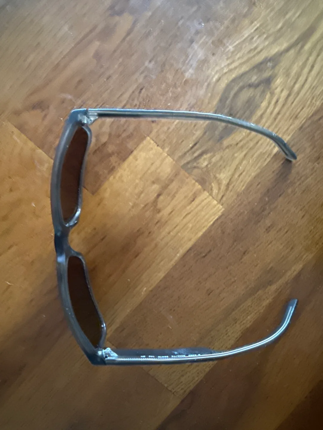 Burberry Sunglasses with Case image indicator(6)