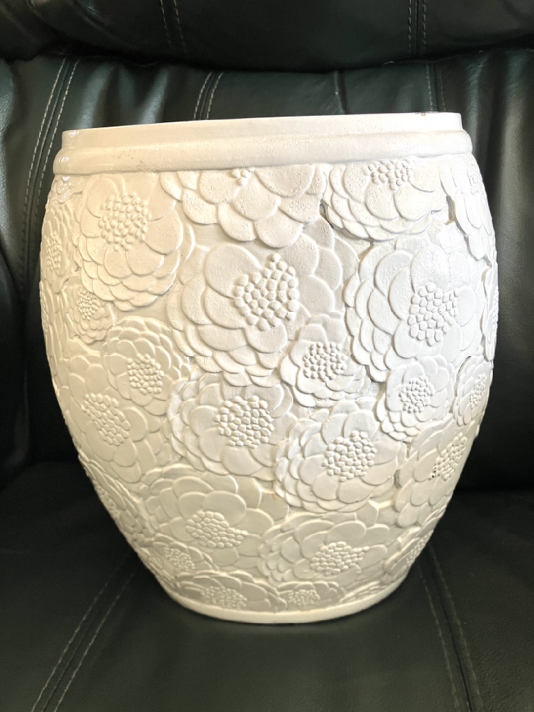 ART HOUSE 3D FLORAL,FLOWER VASE or TRASH CAN,WASTE BASKET,