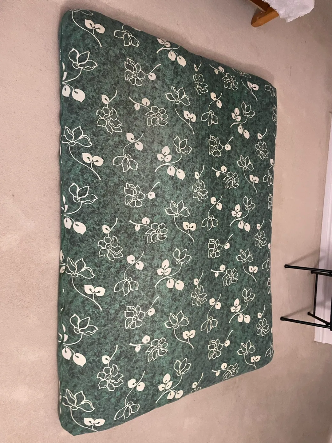 Queen size mattress with wooden futon image indicator(3)