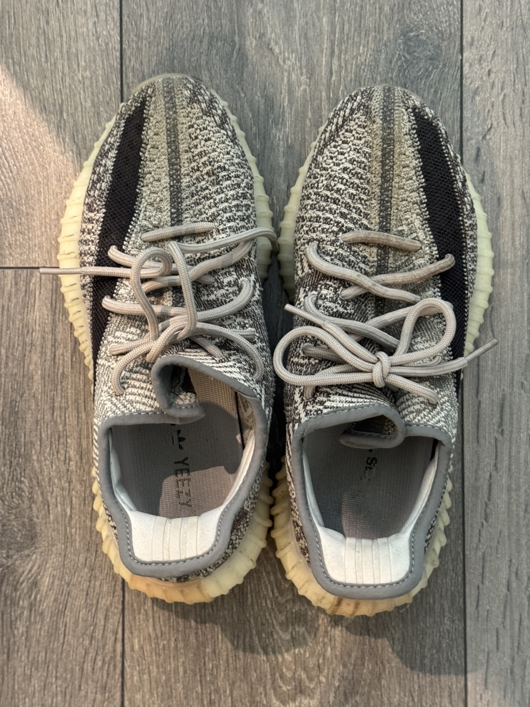 Adidas Yeezy - photo 2