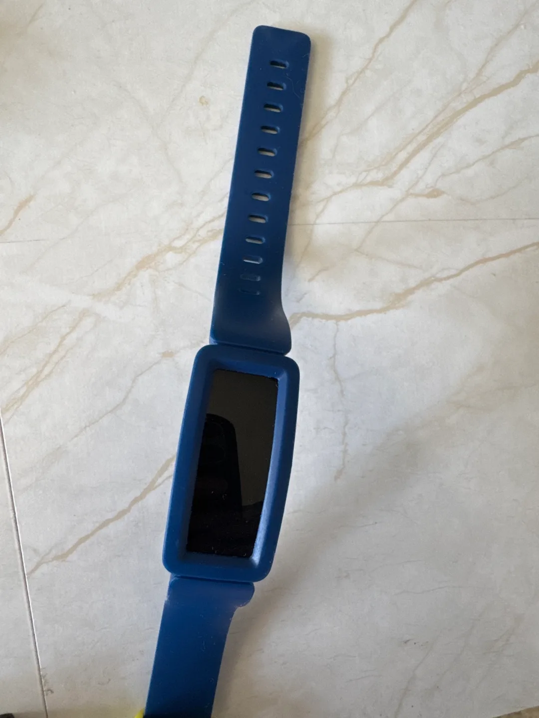 Fitbit Ace 2 Kids Fitness Tracker - Blue image indicator(2)