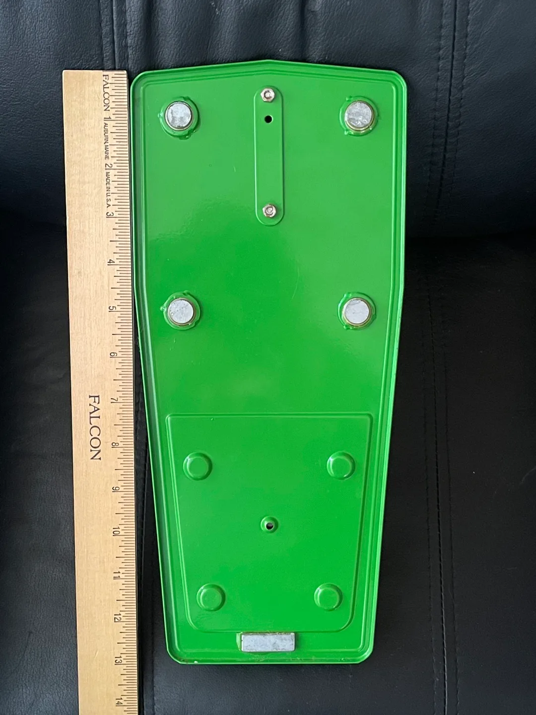 💚Steam Whistle Pilsner Magnetic Bottle Opener and Cap Catcher image indicator(2)