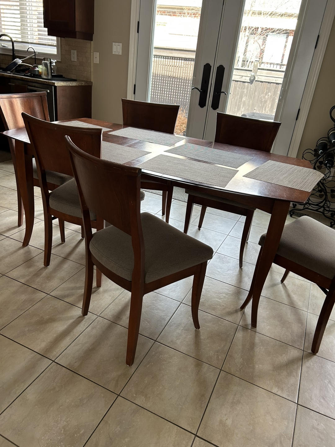 7-Piece Dining Set - Table and Six Chairs