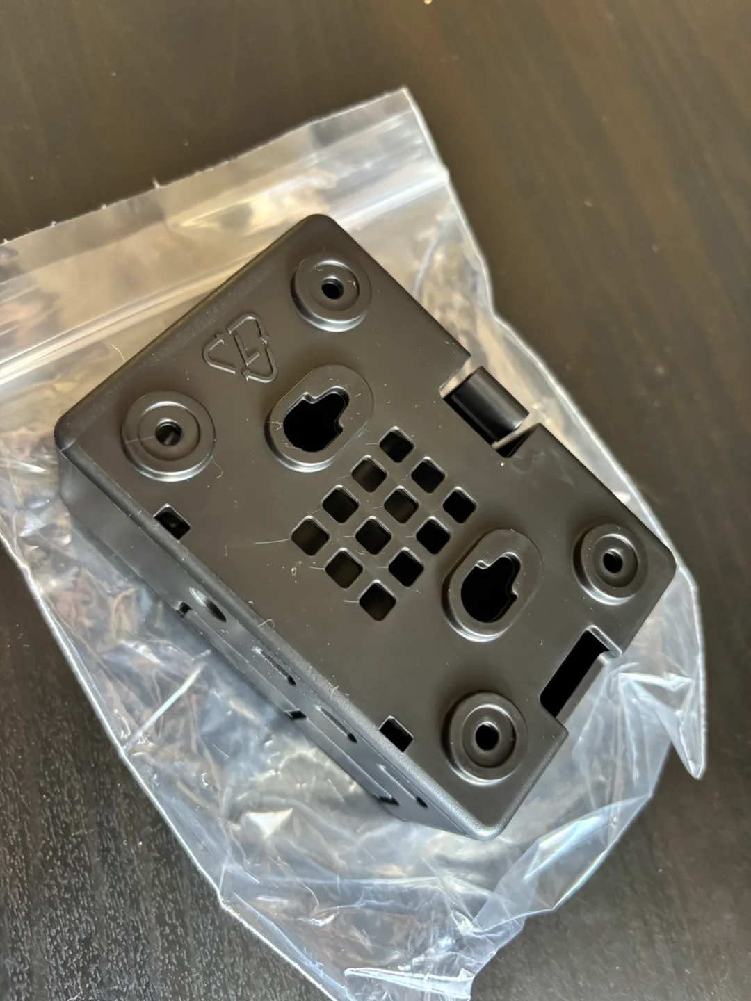 NEW HighPi Raspberry Pi Case for Pi4, Black image indicator(8)