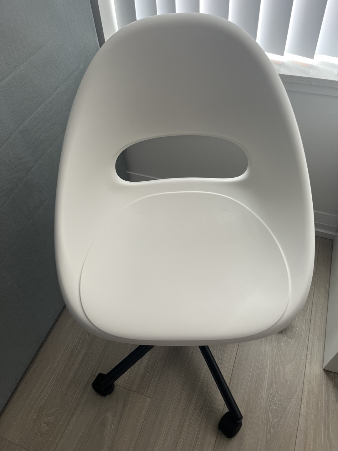 [Moving Sales] Ikea White Plastic Swivel Chair