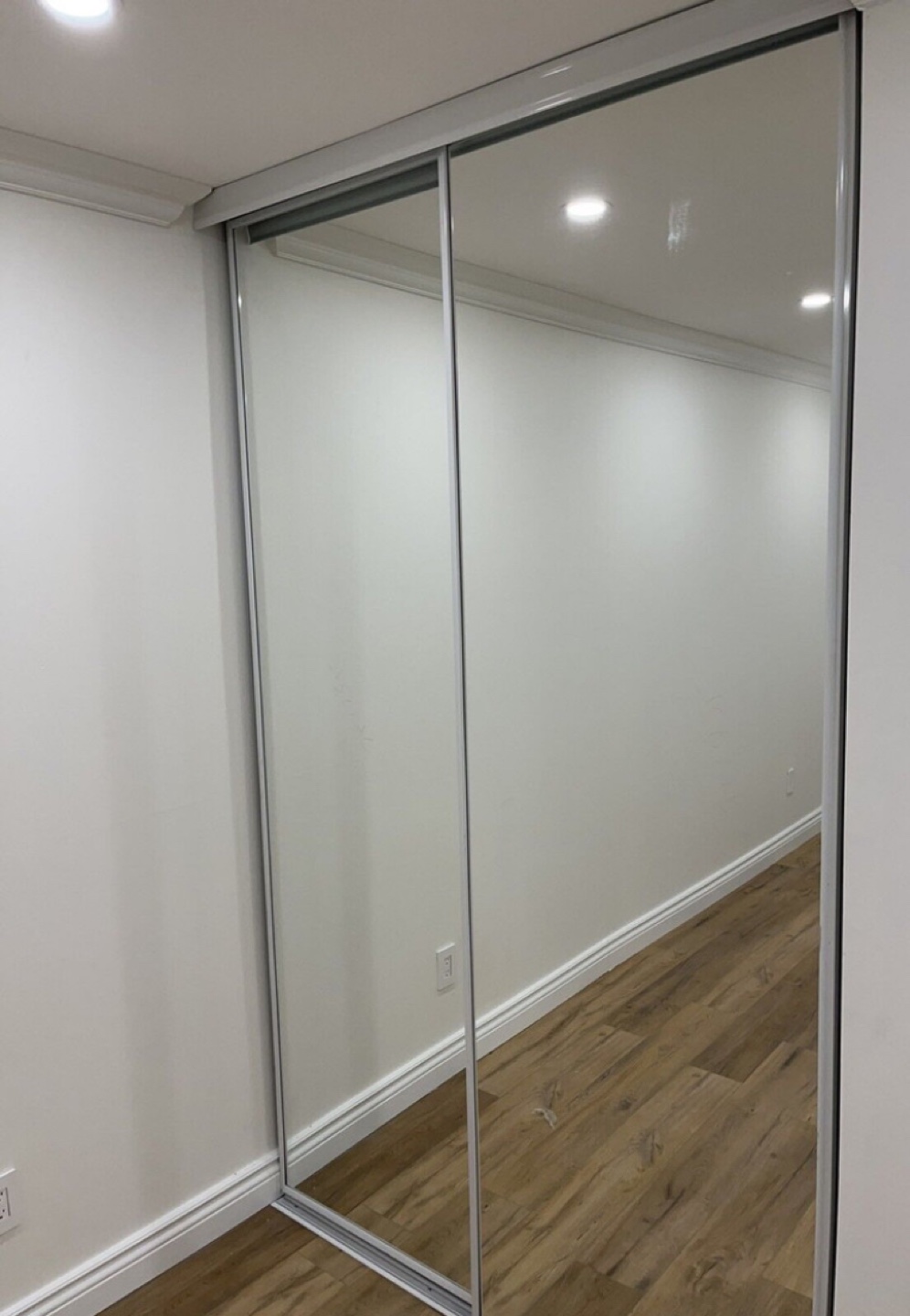 Mirrored Sliding Closet Doors