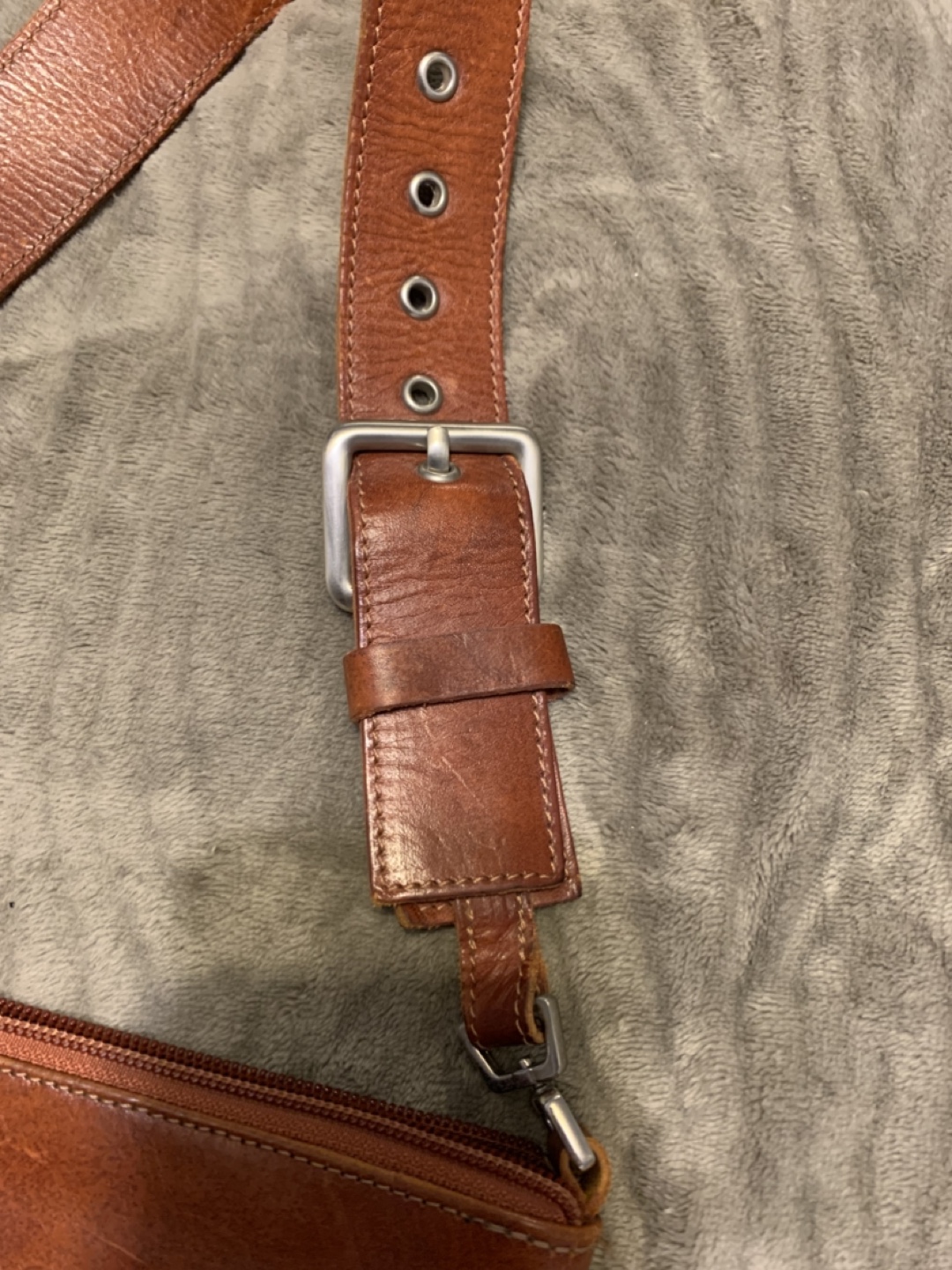 Roots Leather Shoulder Bag - photo 2