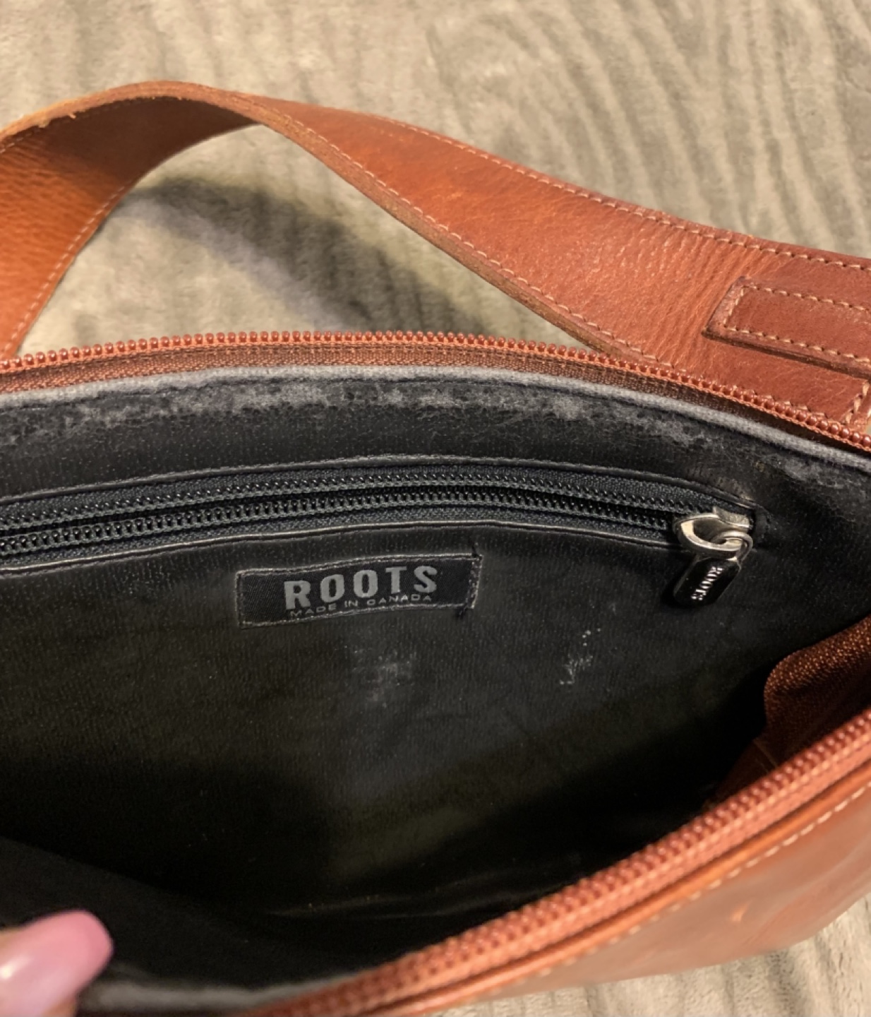 Roots Leather Shoulder Bag - photo 4