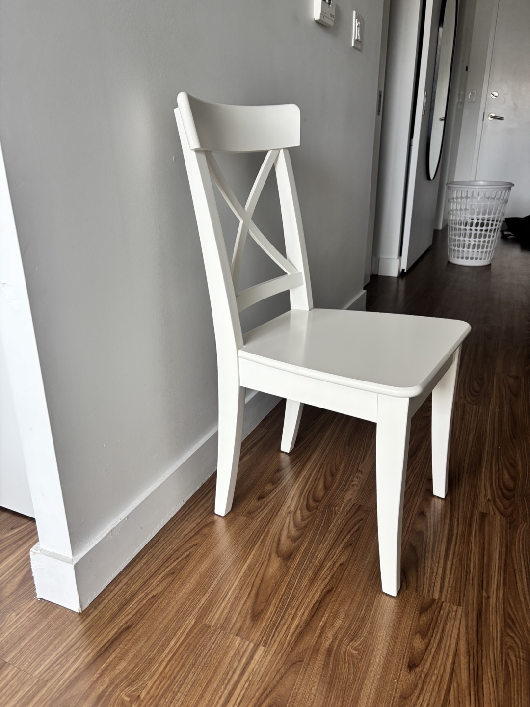 Four dining chairs - photo 4