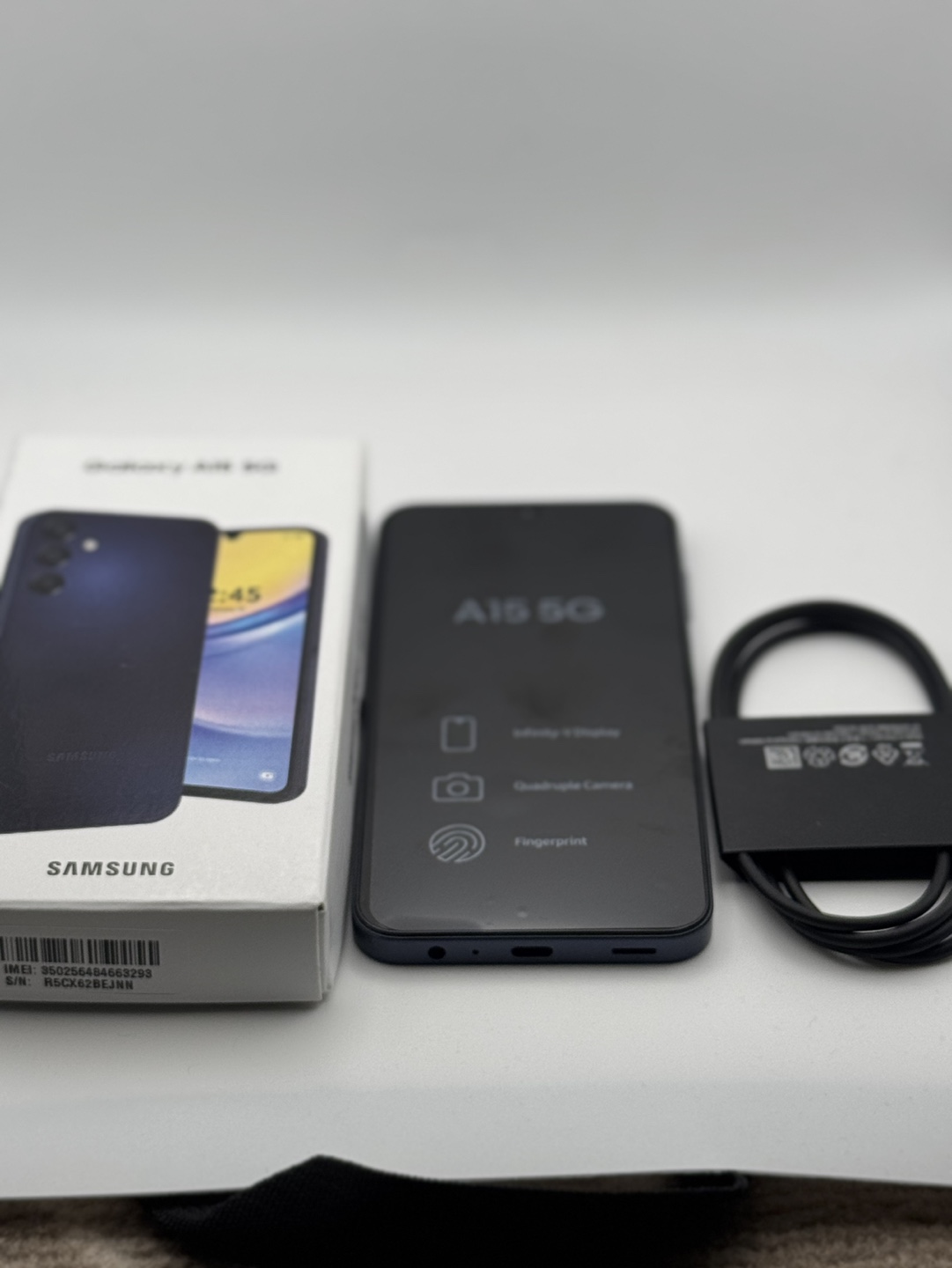Samsung Galaxy A15 5G Smartphone - New in Box - photo 3