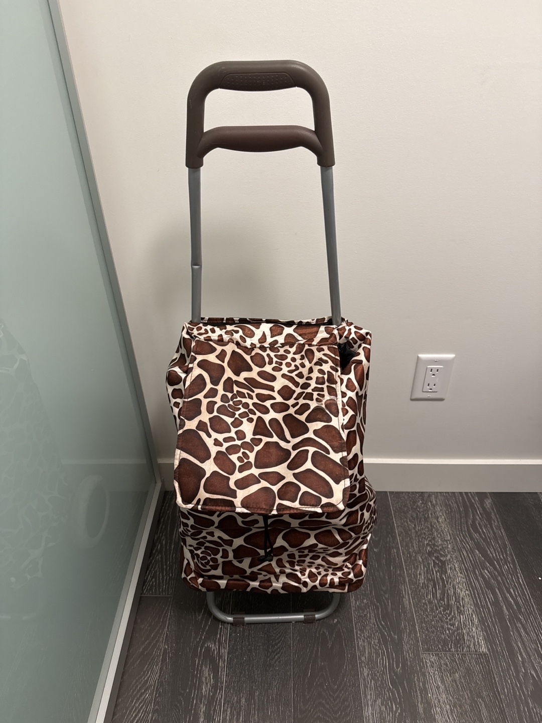 giraffe pattern trolley dolly