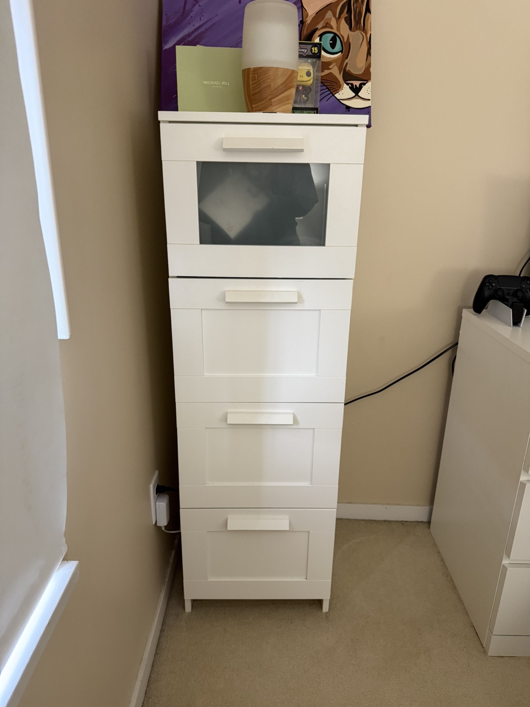 White 4-Drawer Chest of Drawers