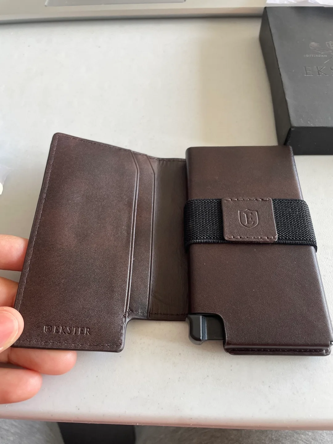 Ekster Parliament Wallet Brown Leather image indicator(4)