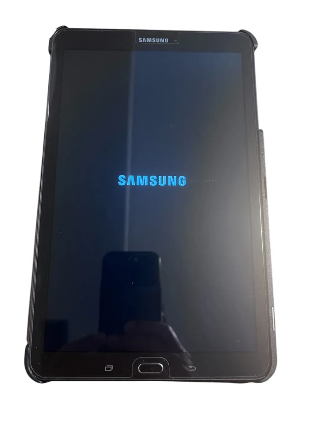 Samsung Galaxy Tab E 8-inch Tablet with Case image indicator(4)