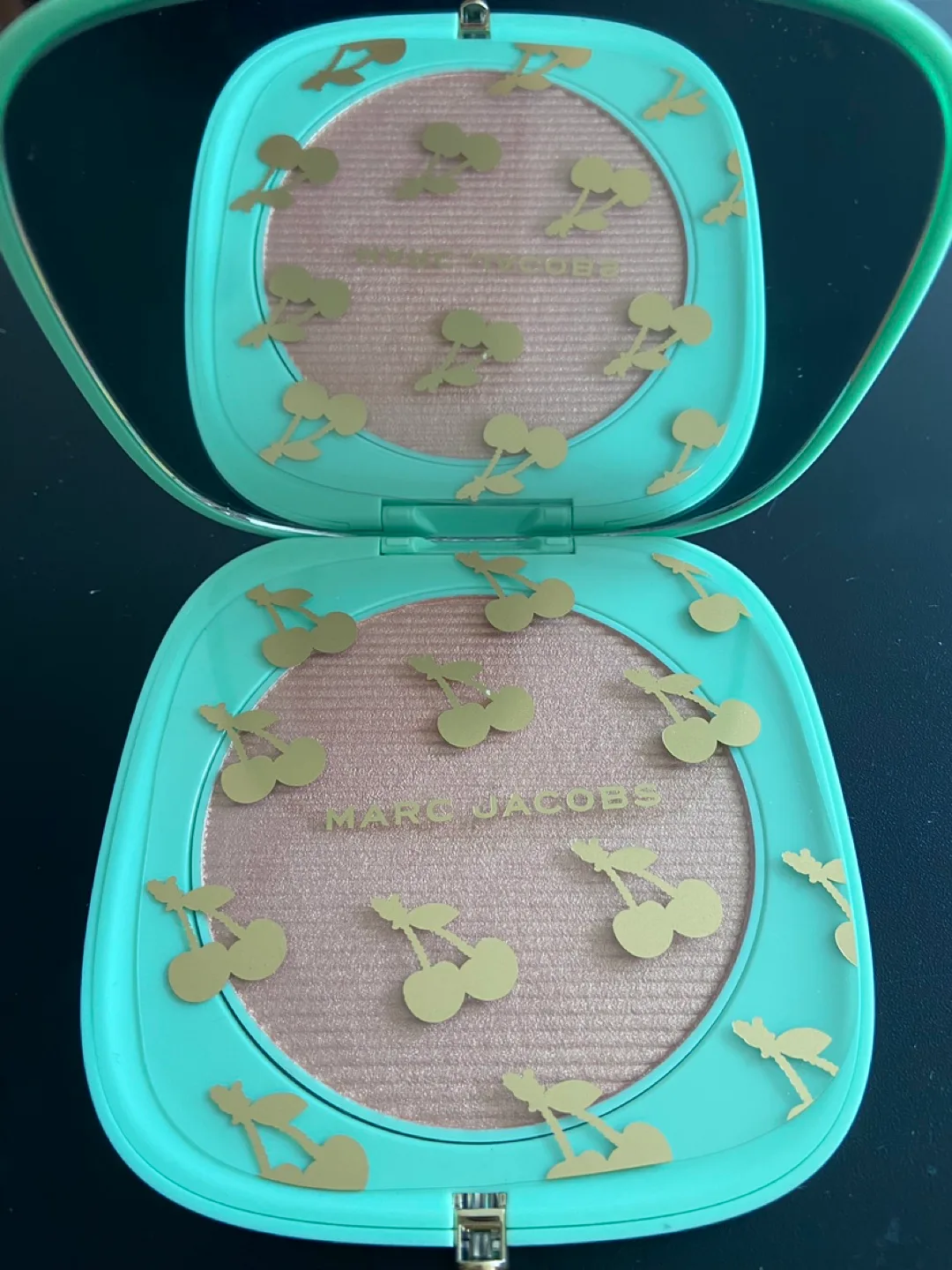 Marc Jacobs O!Mega Bronze Coconut Fantasy image indicator(2)